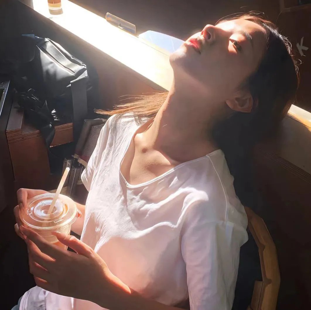 亲爱的，看招